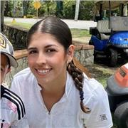 Maestra de infantiles en diferentes actividades. Mayormente golf e inglés.